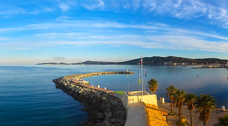 Vue de la jete  PORT GRIMAUD